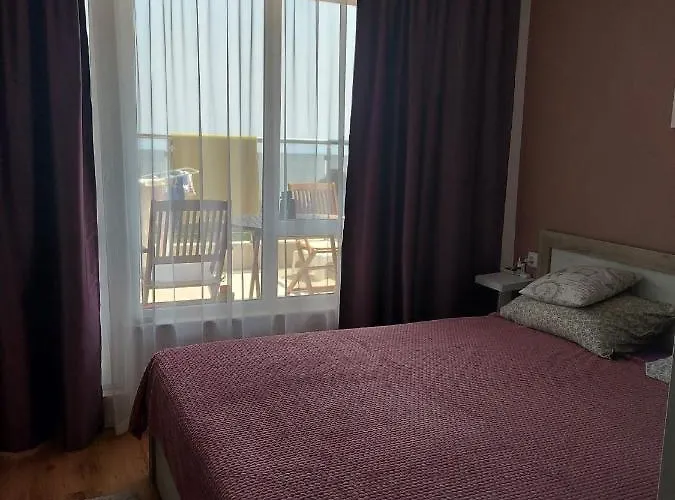 прекраснные с панорамным видом на море Бяла